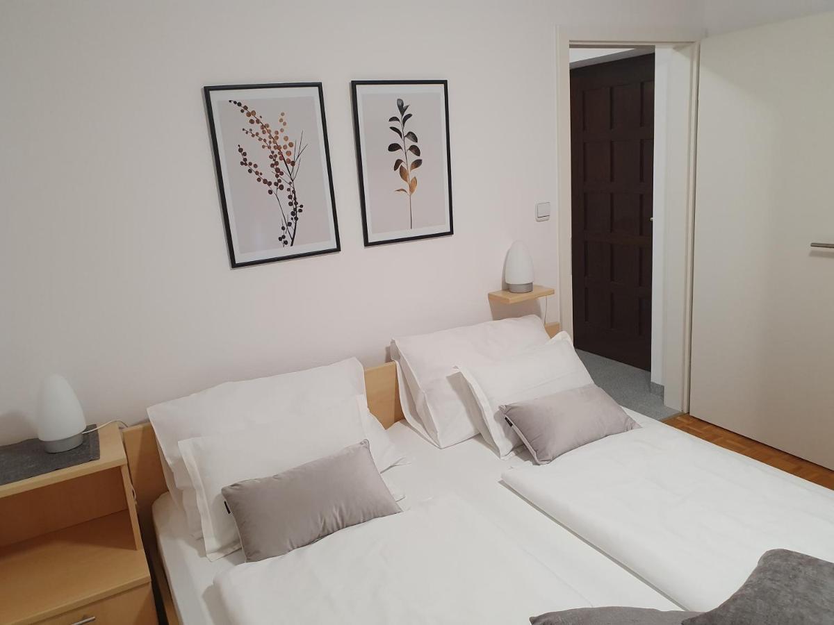 Homestay Ostan Bovec Eksteriør billede